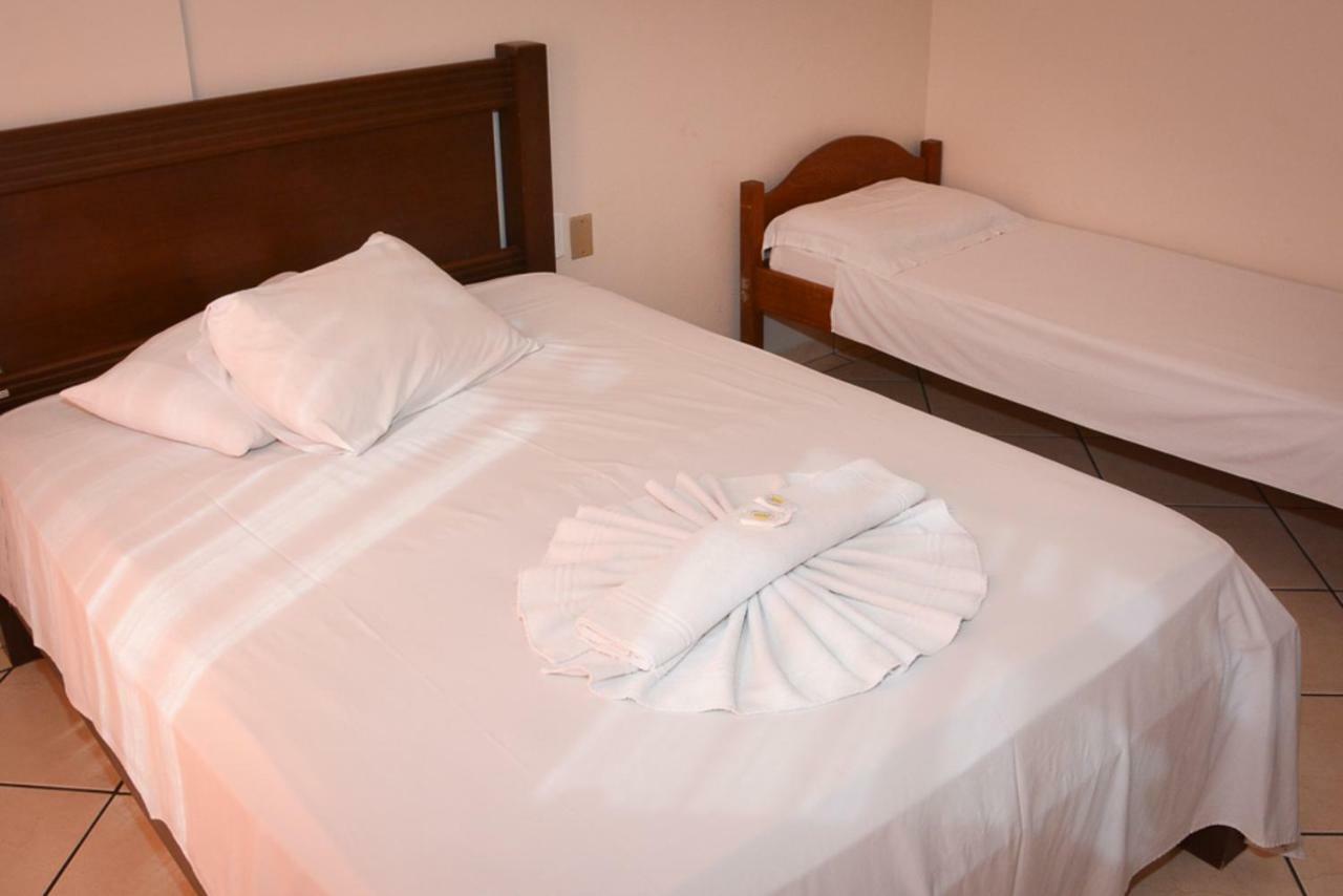 Residencial Baleia Franca Aparthotel Governador Celso Ramos Exteriör bild